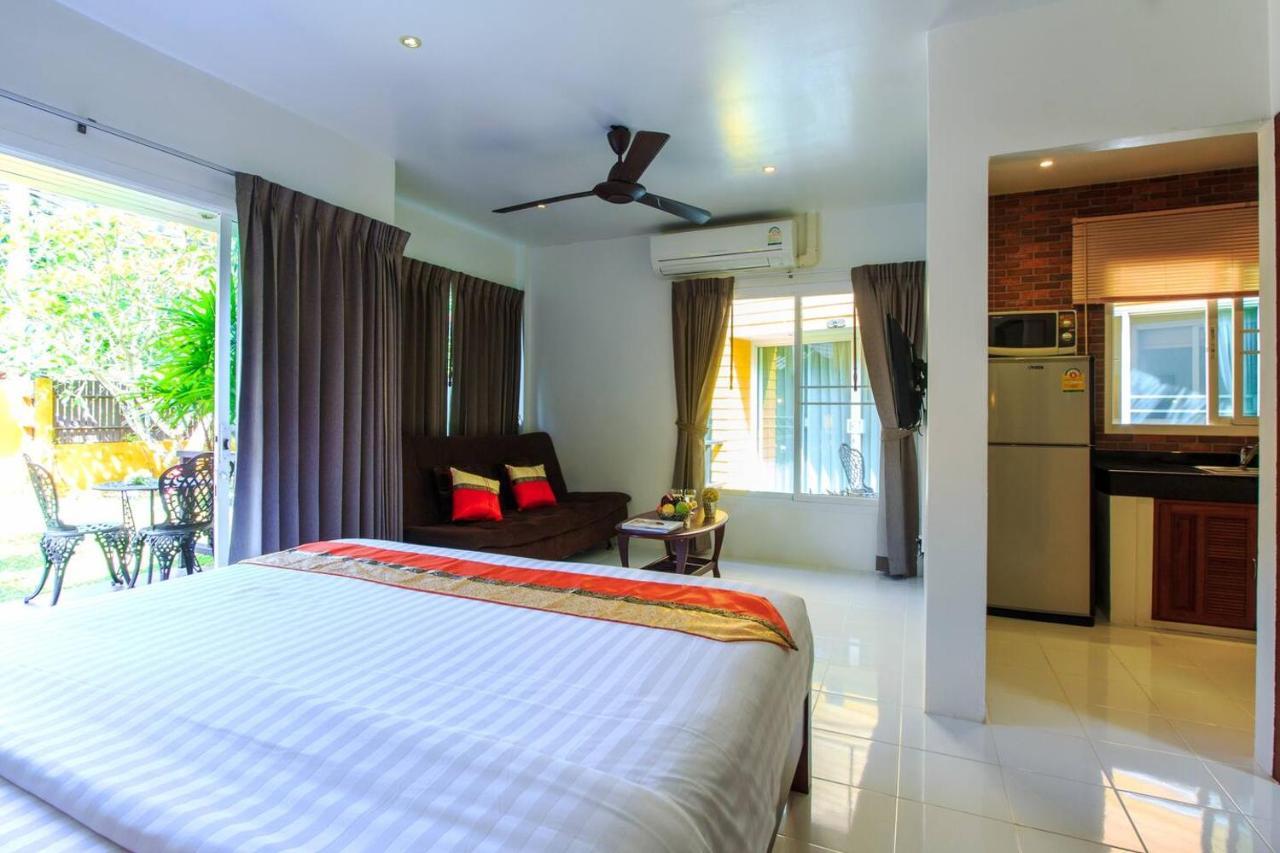 Lemon Tree Naturist Resort Naiharn Beach Phuket Buitenkant foto