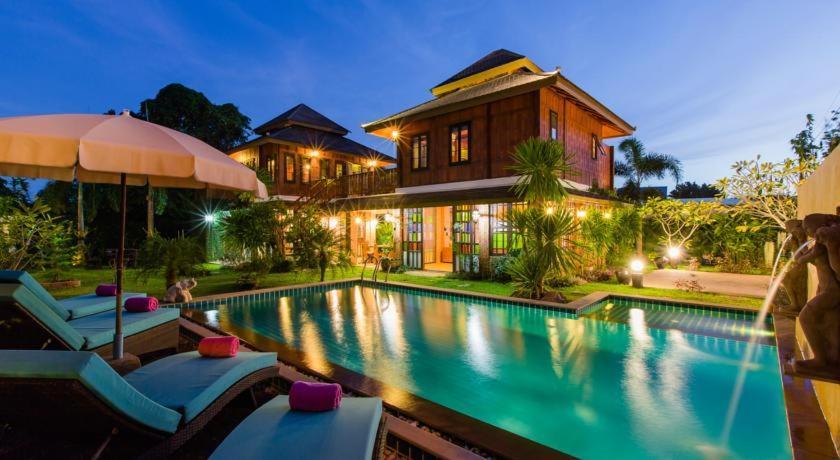 Lemon Tree Naturist Resort Naiharn Beach Phuket Buitenkant foto