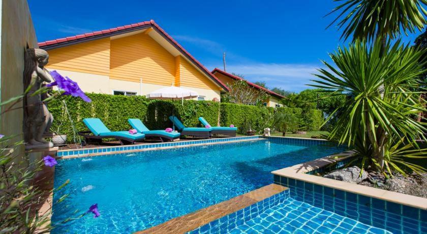 Lemon Tree Naturist Resort Naiharn Beach Phuket Buitenkant foto