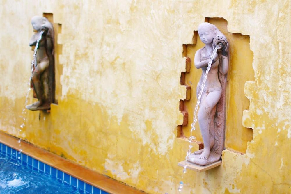 Lemon Tree Naturist Resort Naiharn Beach Phuket Buitenkant foto
