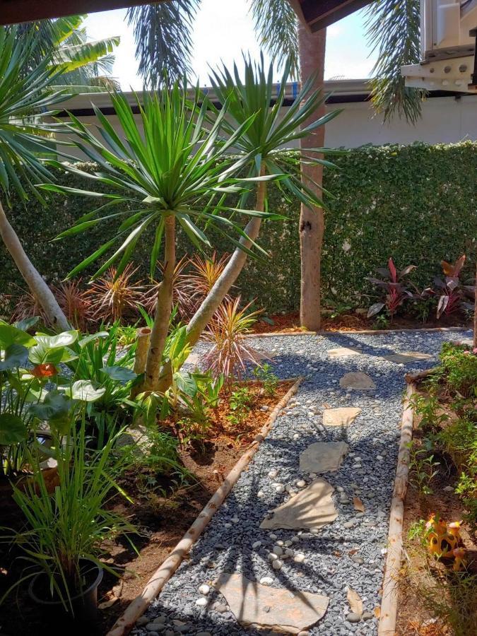 Lemon Tree Naturist Resort Naiharn Beach Phuket Buitenkant foto