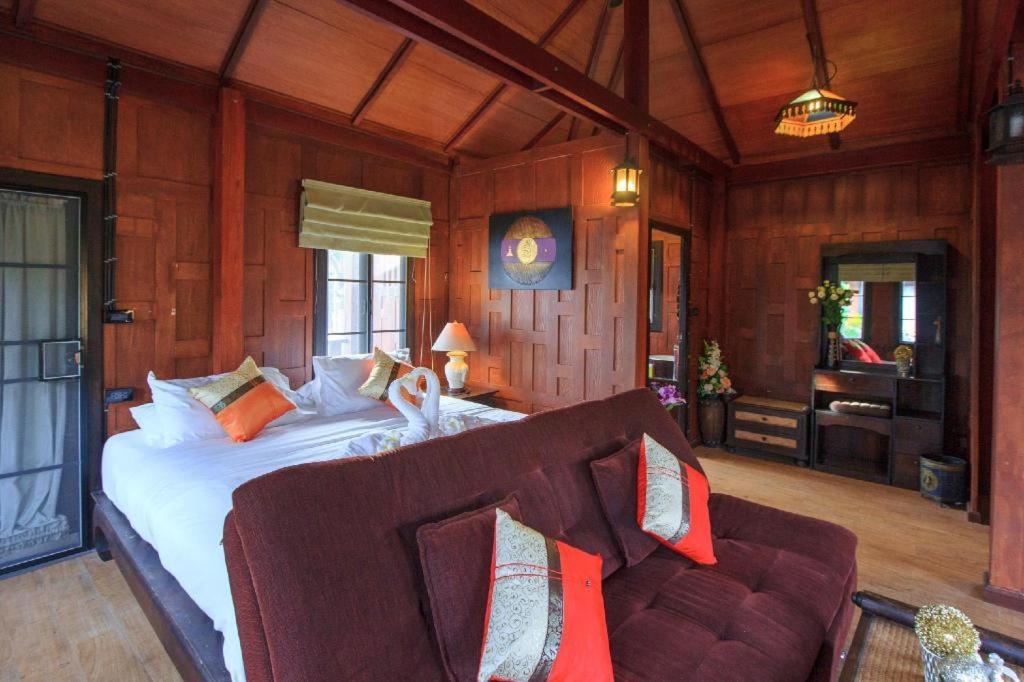 Lemon Tree Naturist Resort Naiharn Beach Phuket Buitenkant foto
